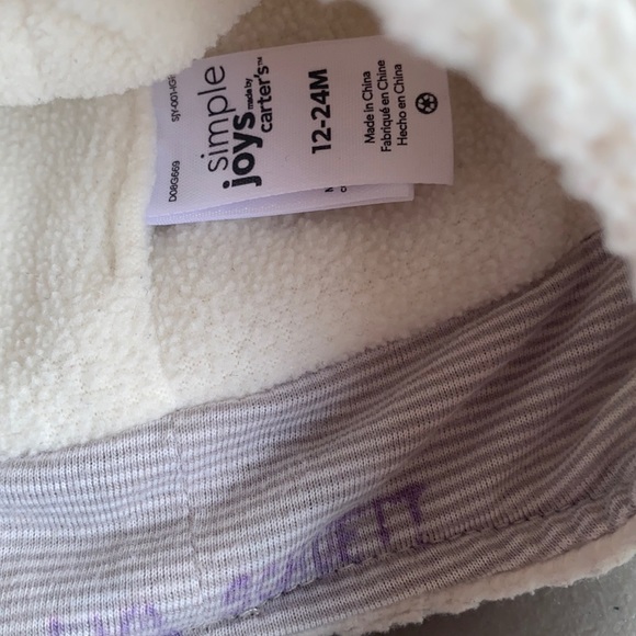 Infant/Toddler Carter’s Winter Set - Picture 3 of 3